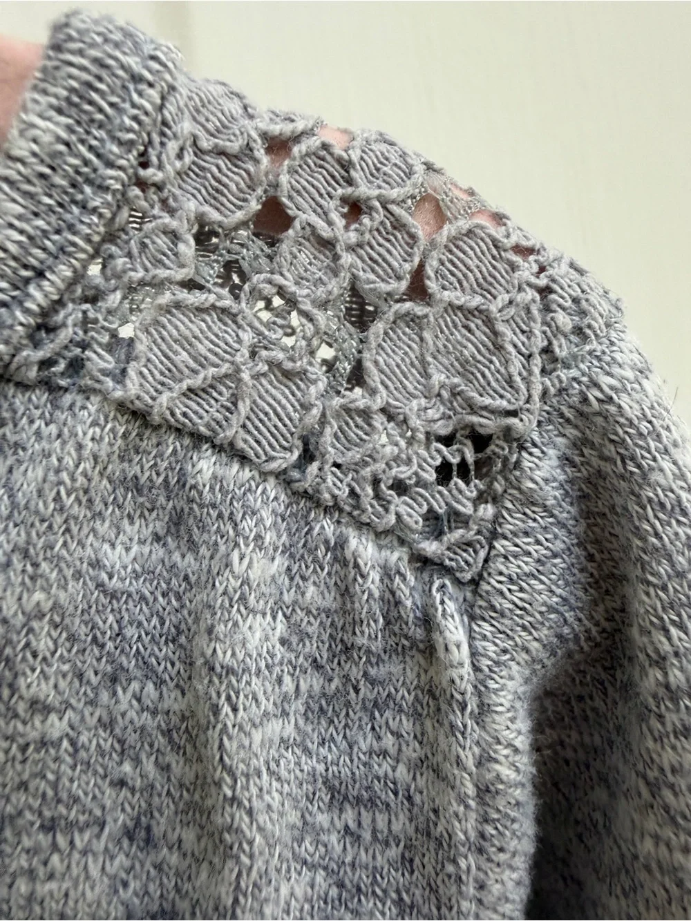 The Children's Place Girls 4T Gray Long Sleeve Top Blouse Lace Shoulder Detail
